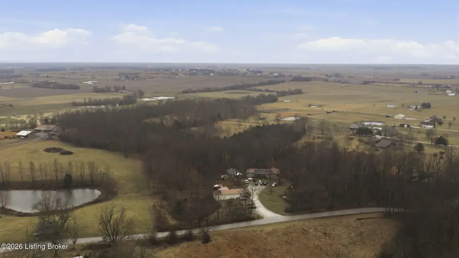 1401 Walter Reed Rd, Hodgenville, KY 42748 - #2
