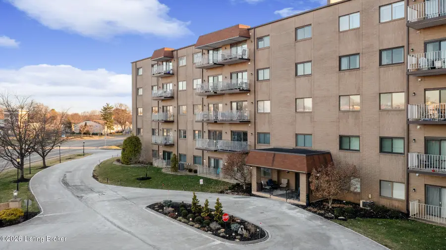 3030 Breckenridge Ln # 230, Louisville, KY 40220 - #2