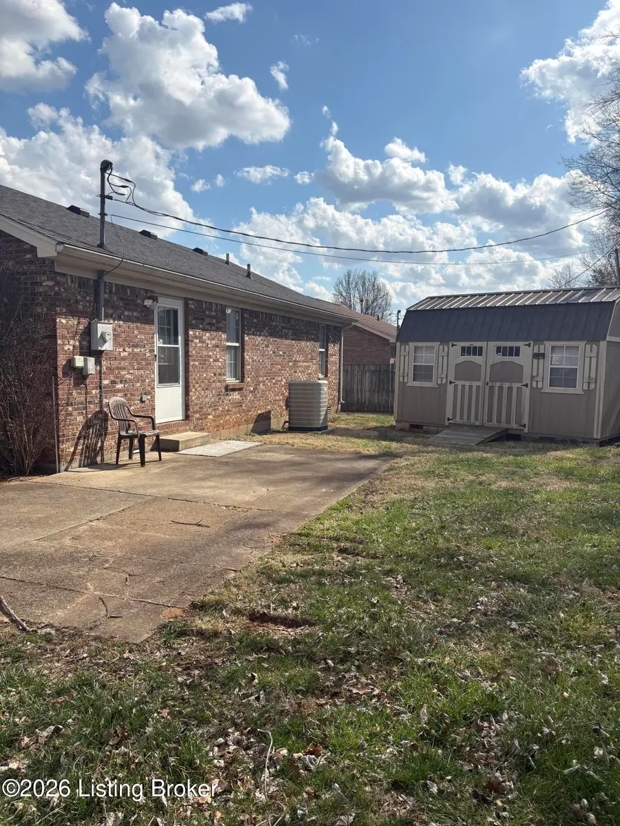 122 Mcgowan Ave, Bardstown, KY 40004 - #3