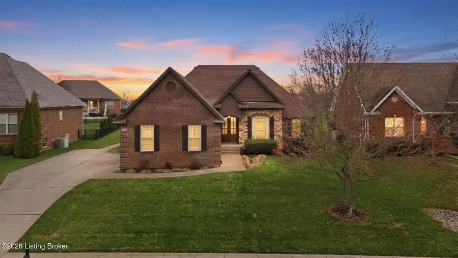 1013 Old Mill Village Dr, Shelbyville, KY 40065 - #2