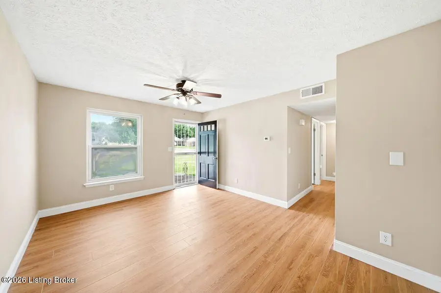 503 E Blue Jay Rd, Louisville, KY 40229 - #3