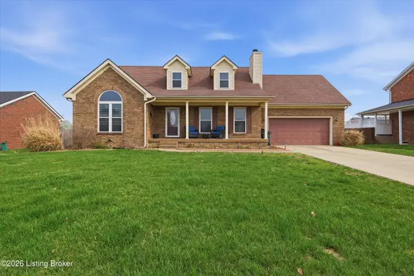 484 Circle Valley Dr, Louisville, KY 40229