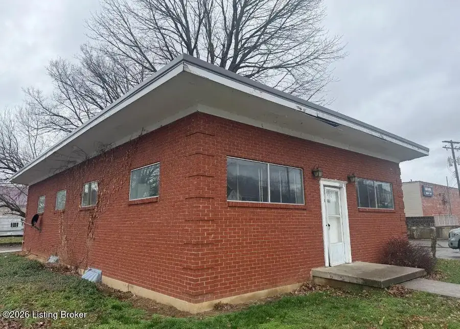 216 5th St, Carrollton, KY 41008 - #2