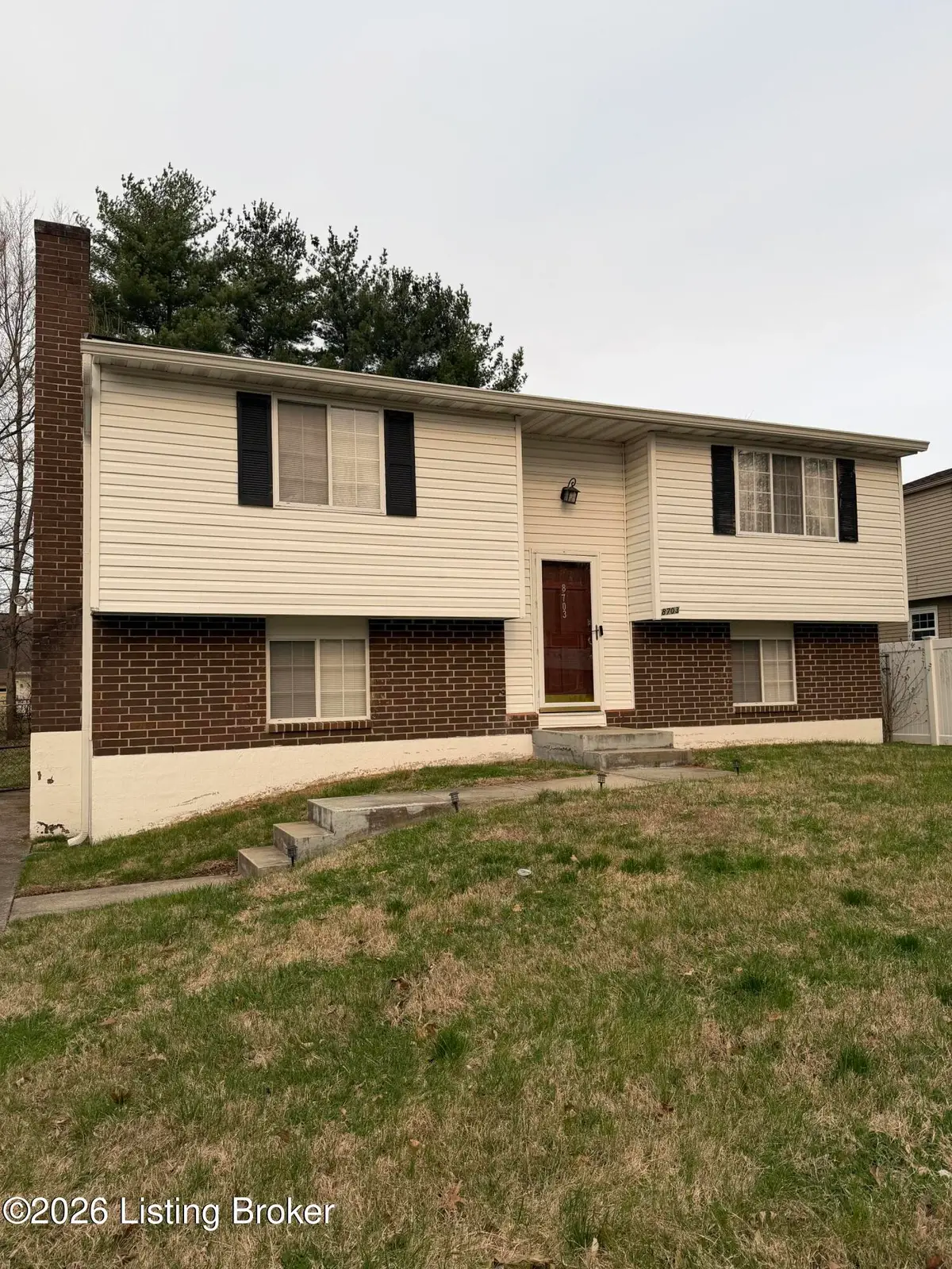 8703 Running Fox Cir, Louisville, KY 40291 - #1