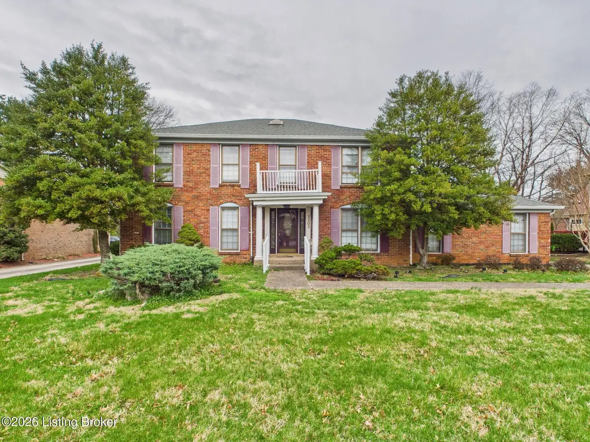 9203 Linn Station Rd, Louisville, KY 40222 - #1