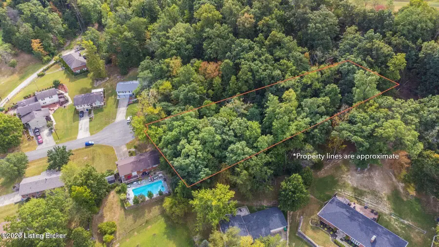 7406 Chant Ct, Louisville, KY 40214 - #3