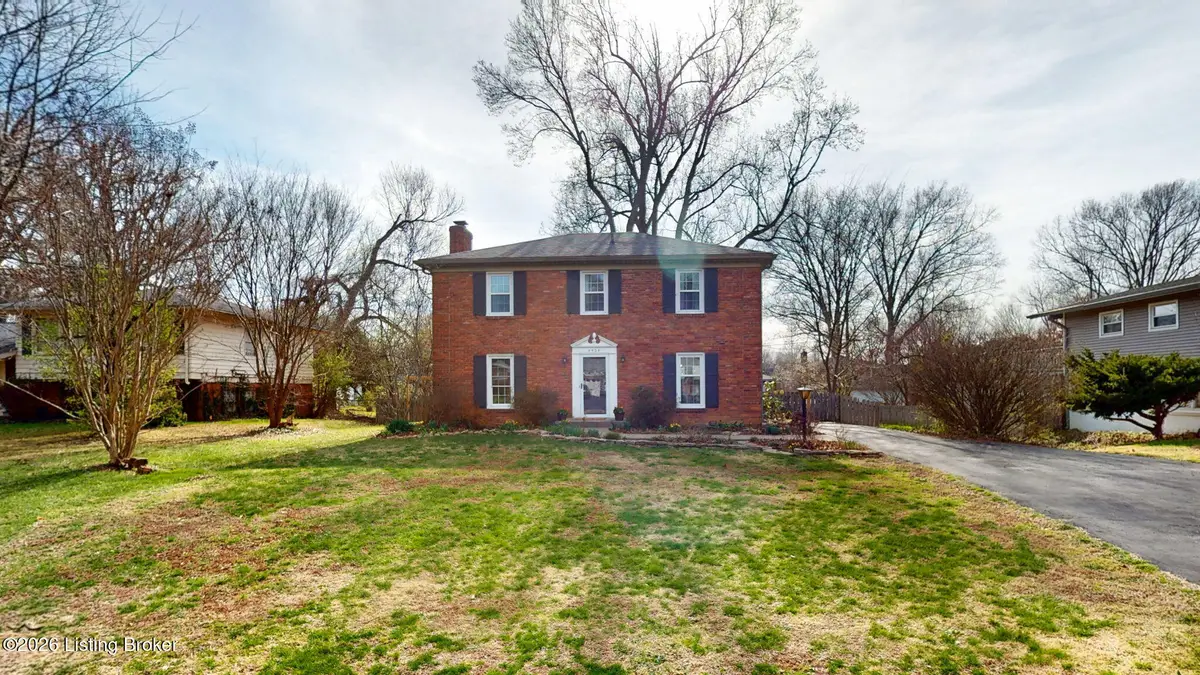 6426 Regency Ln, Louisville, KY 40207 - #1