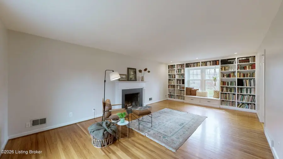 6426 Regency Ln, Louisville, KY 40207 - #3