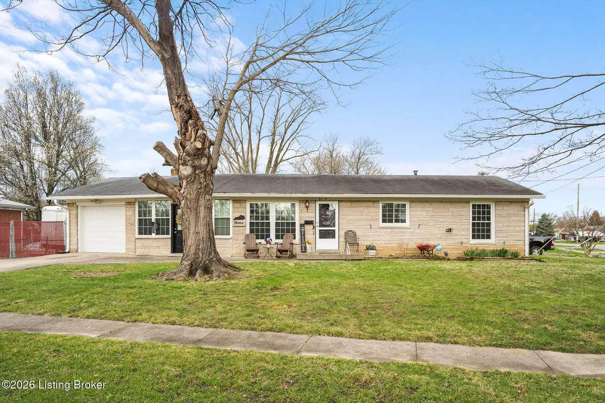 8114 Bost Ln, Louisville, KY 40219 - #1