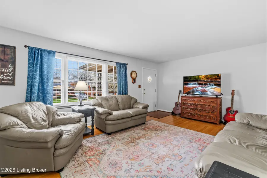 509 Westwood Dr, Louisville, KY 40243 - #3