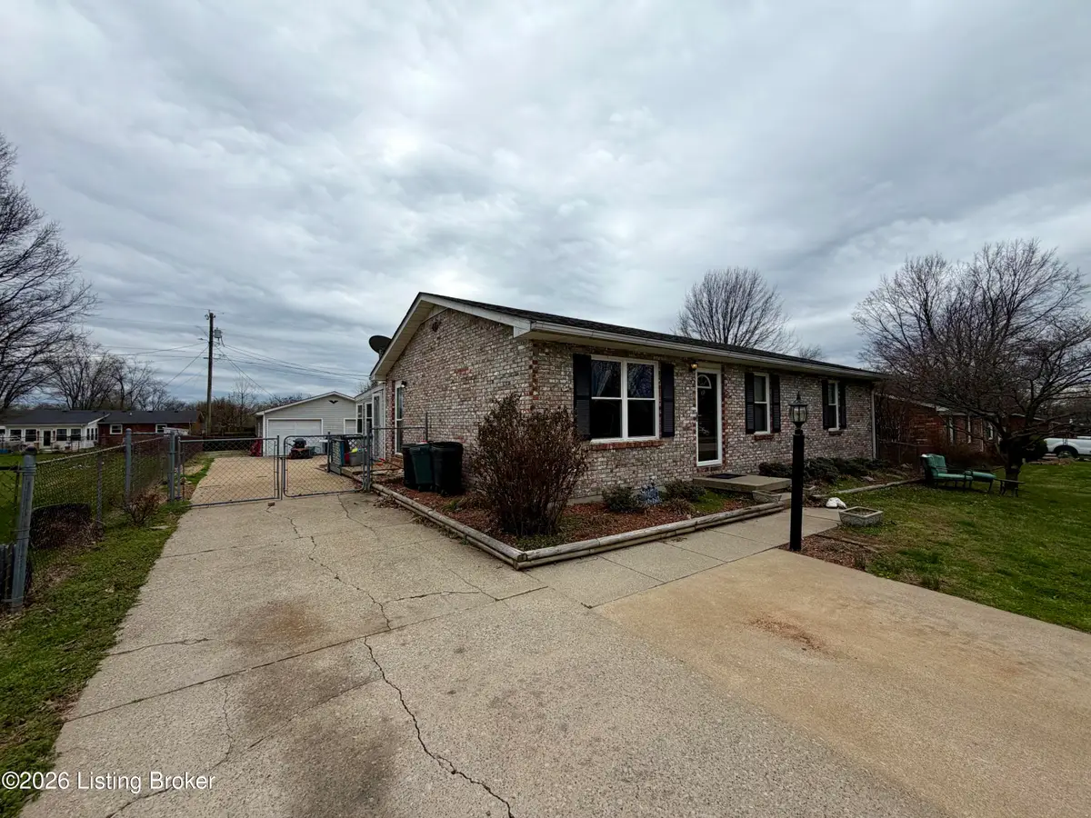 69 Jefferson Ave, Bardstown, KY 40004 - #1