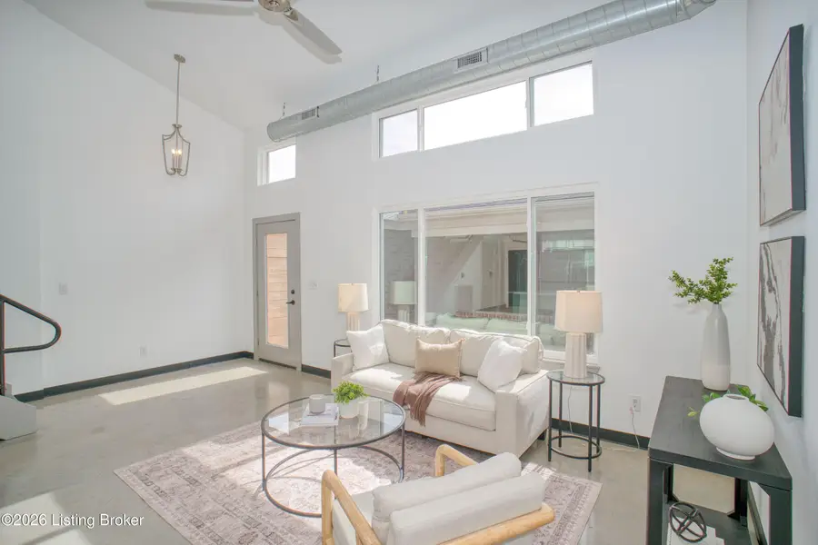 607 Burnett Farm Ln, Louisville, KY 40243 - #3