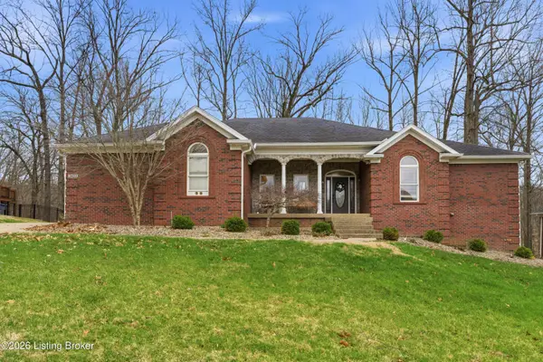 3433 Hardwood Forest Dr, Louisville, KY 40214