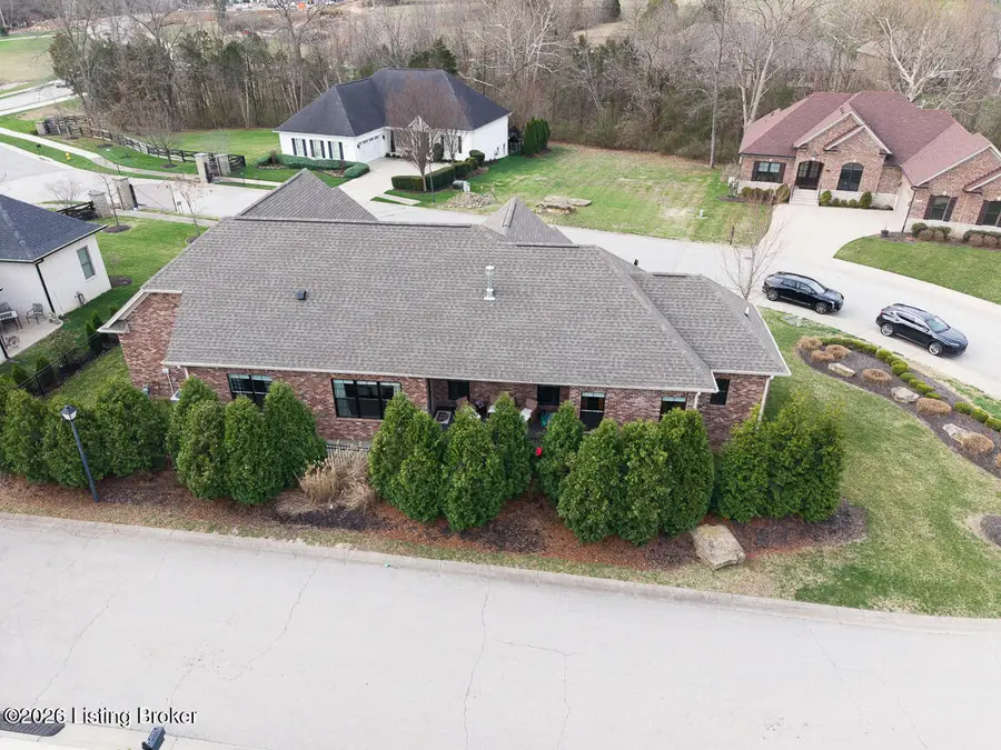 3103 Twin Creek Dr, Louisville, KY 40245 - #3