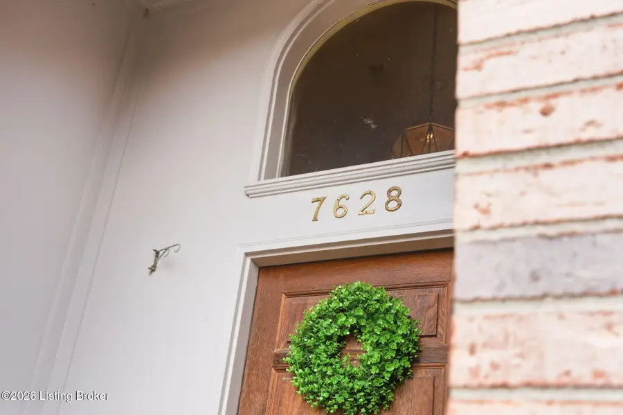 7628 Manslick Rd, Louisville, KY 40214 - #2