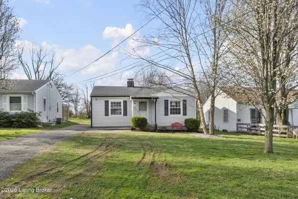 1614 Lakeside Dr, Shelbyville, KY 40065