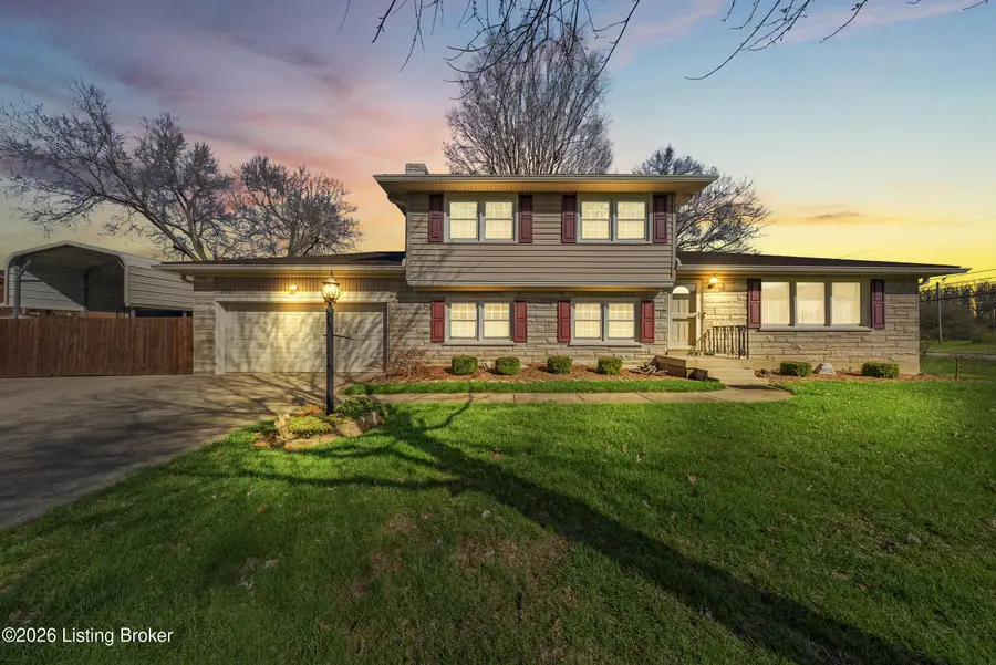 3501 Locklee Rd, Louisville, KY 40214 - #2