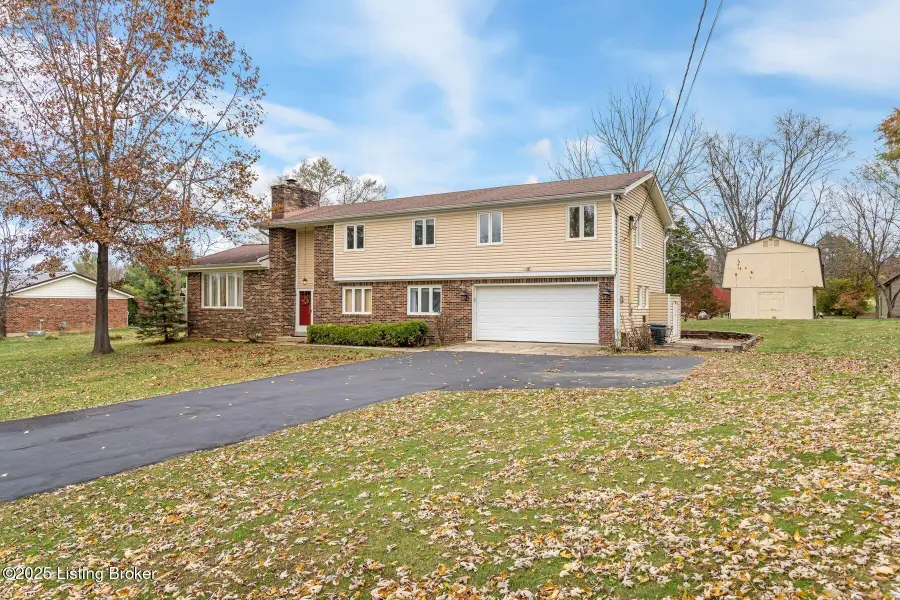 3521 Rock Rose Ln, La Grange, KY 40031 - #2