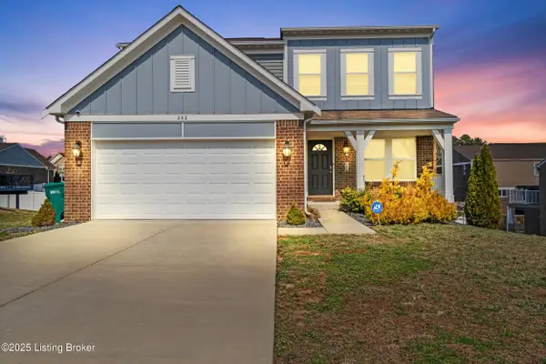 242 Magnolia Dr, Shepherdsville, KY 40165