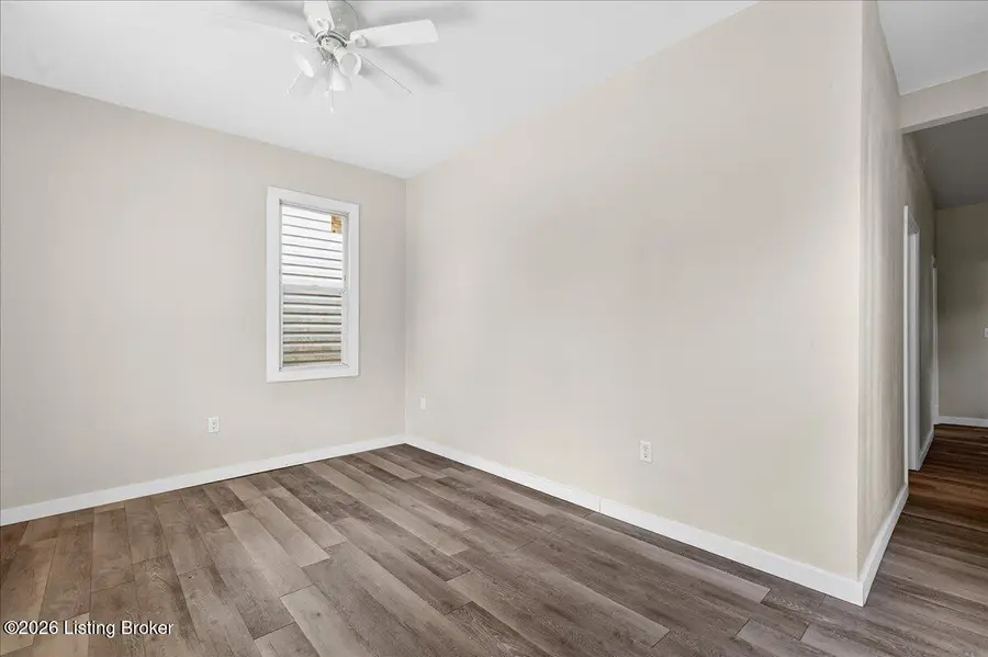 4021 Sunset Ave, Louisville, KY 40211 - #2