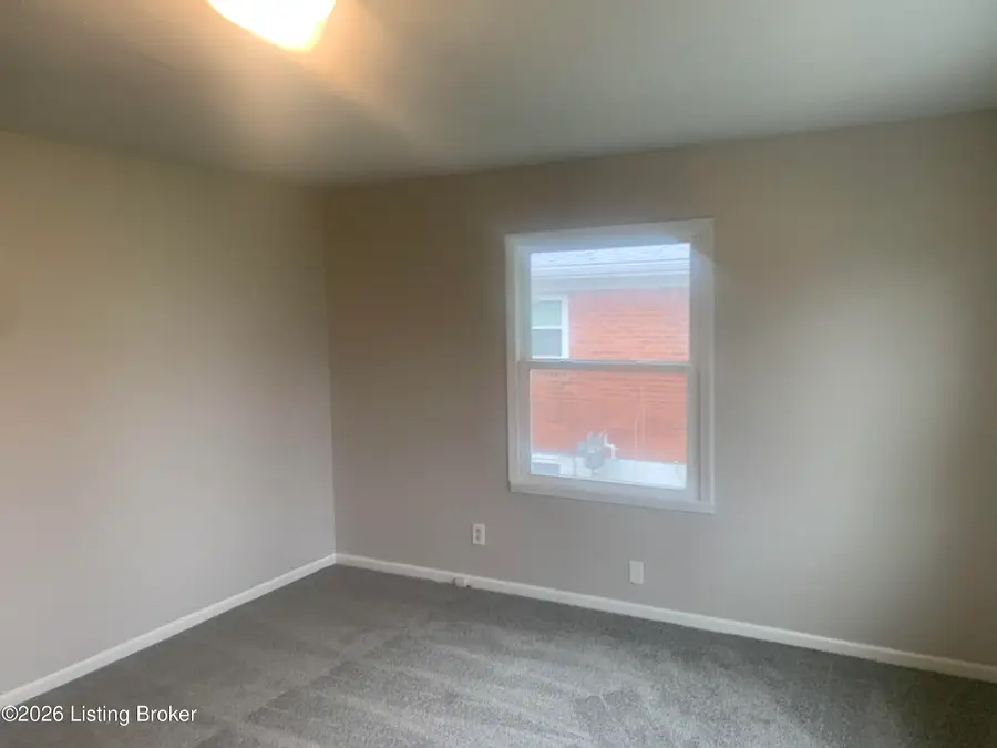 6811 Creston Dr, Louisville, KY 40258 - #3