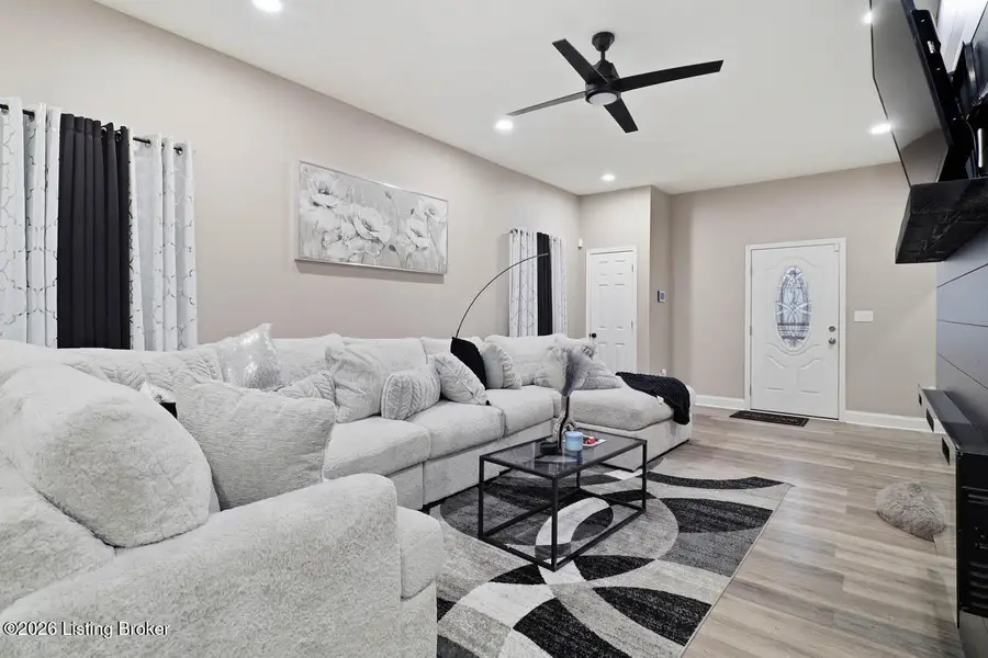 2201 Dumesnil St, Louisville, KY 40210 - #3