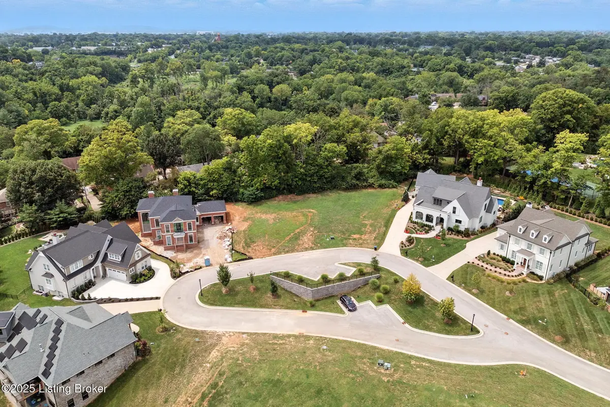 3403 Highland Preserve Way, Louisville, KY 40205 - #1