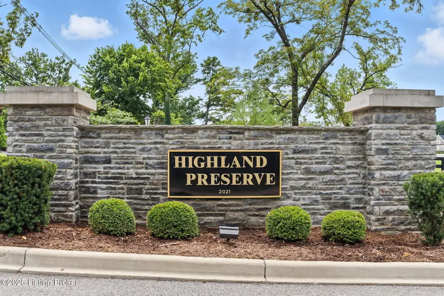 3403 Highland Preserve Way, Louisville, KY 40205 - #2