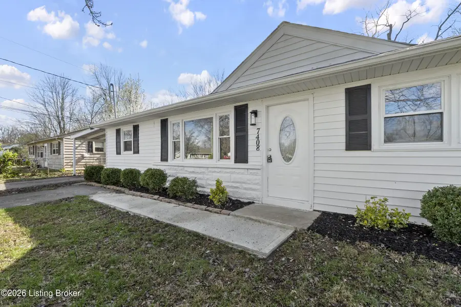 7408 Wimstock Ave, Louisville, KY 40272 - #3