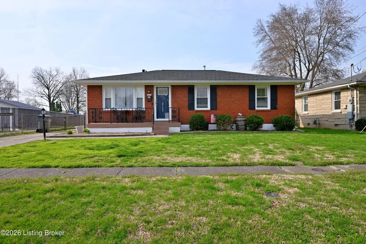 6702 Fenway Rd, Louisville, KY 40258 - #1