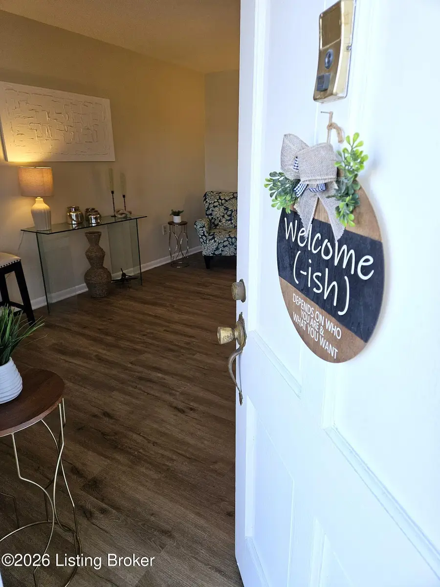 4501 S 6th St #APT 54, Louisville, KY 40214 - #2