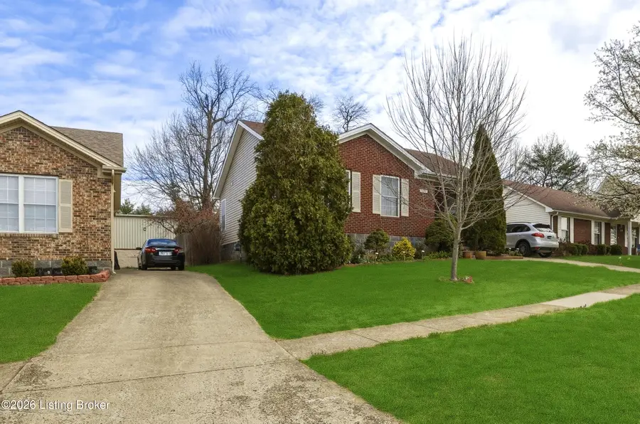 109 Tex Ave, Pond Creek, KY 40118 - #2