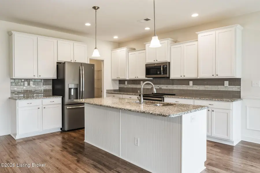 543 Wooded Falls Rd, Louisville, KY 40243 - #3