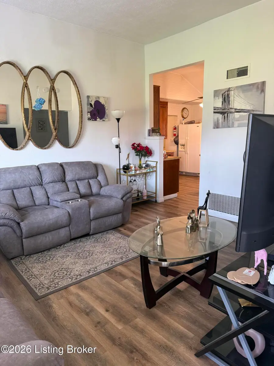 14019 Darwin Blvd, Louisville, KY 40272 - #2