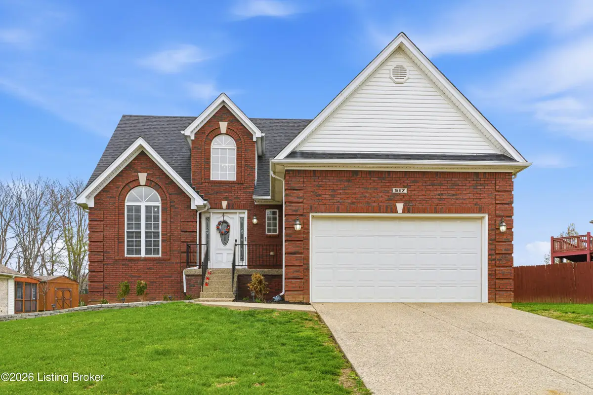 517 Chieftain Dr, Fairdale, KY 40118 - #1