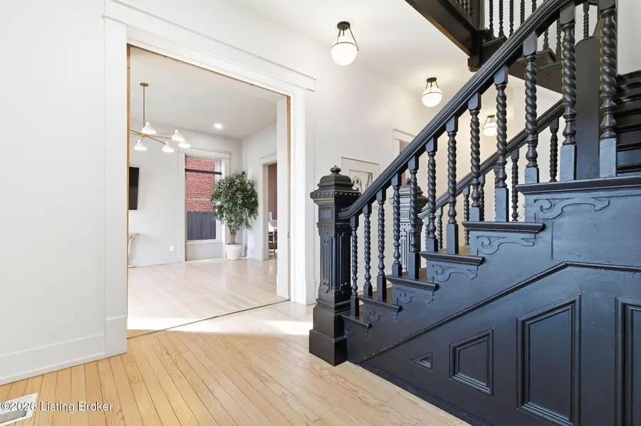 940 S 6th St, Louisville, KY 40203 - #2