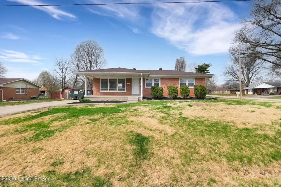 4034 Addison Ln, Louisville, KY 40216 - #2