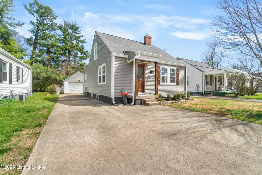 113 Colonial Dr, Louisville, KY 40207 - #3