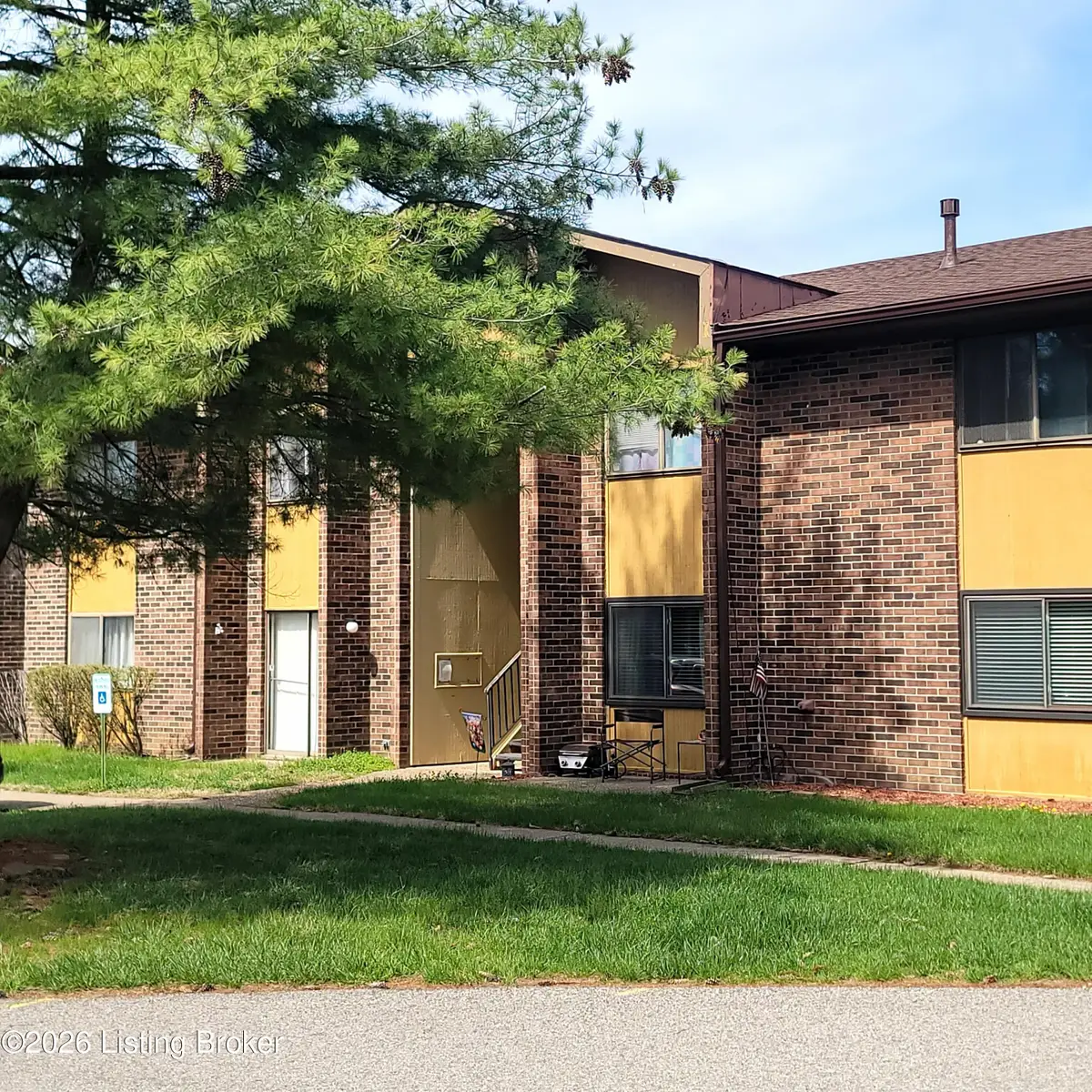 7068 Wildwood Cir # 150, Louisville, KY 40291 - #1