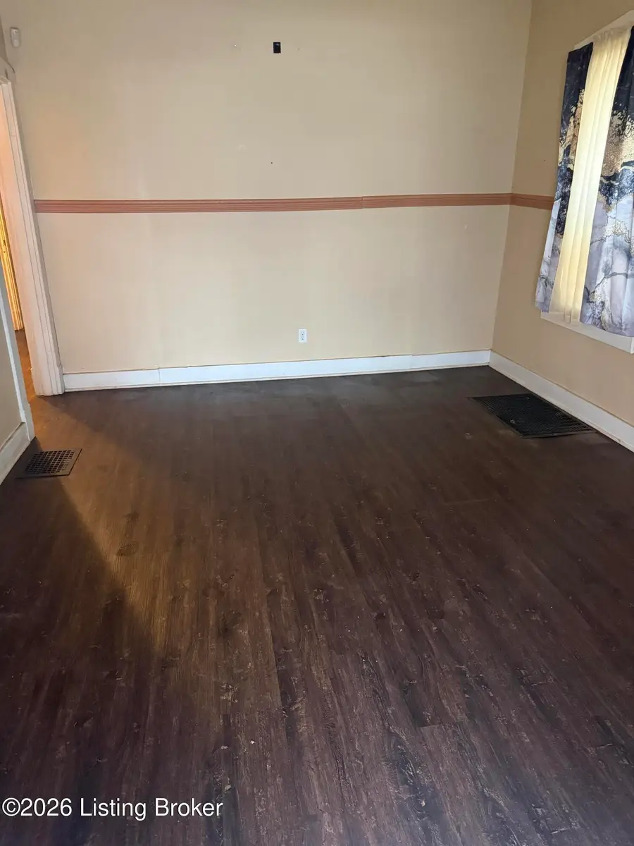 4200 Sunset Ave, Louisville, KY 40211 - #2