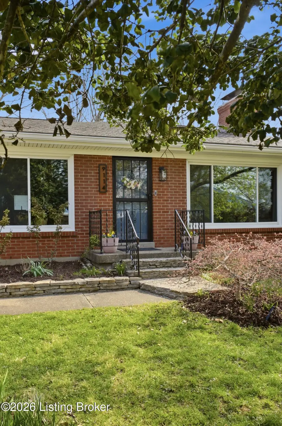 9114 Hurstbourne Ln, Louisville, KY 40220 - #2