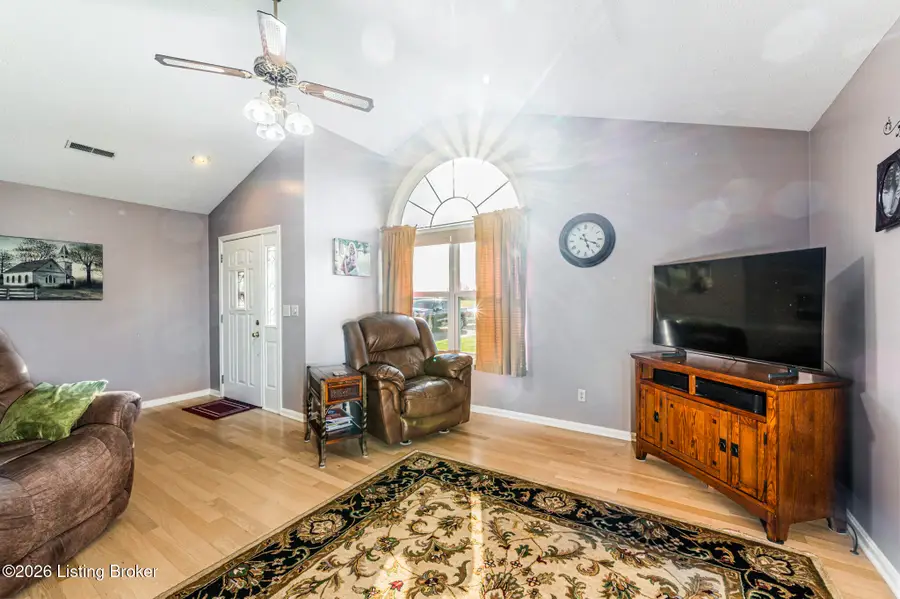 295 Golfcourse Rd, Leitchfield, KY 42754 - #3