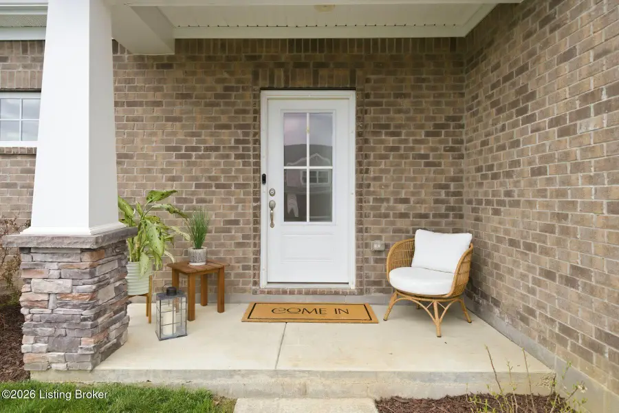 9202 Fox Chase Rd, Louisville, KY 40228 - #3