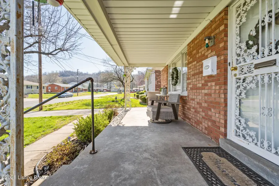 1708 Bonnyville Blvd, Louisville, KY 40216 - #2