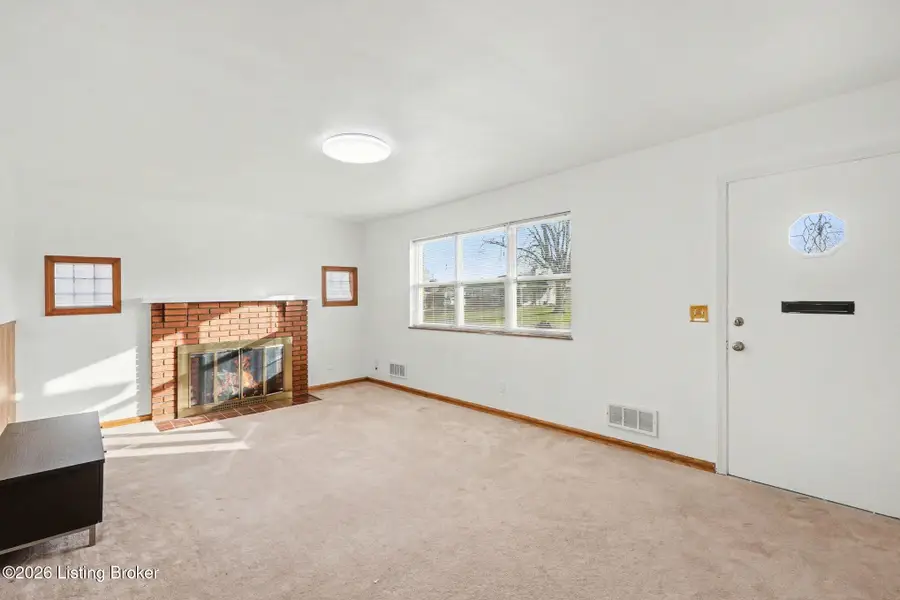 8300 Smithton Rd, Louisville, KY 40219 - #2