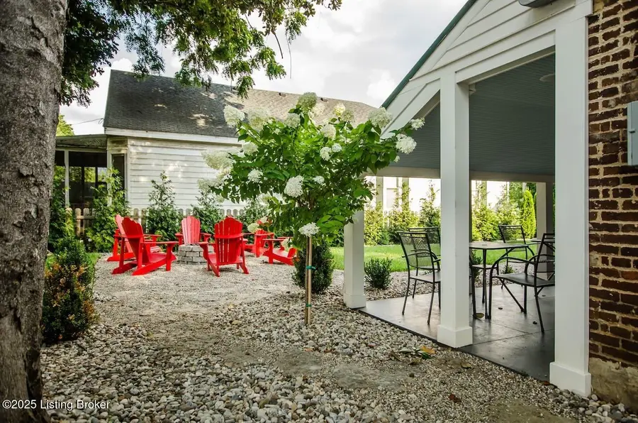 110 E Brashear Ave, Bardstown, KY 40004 - #3