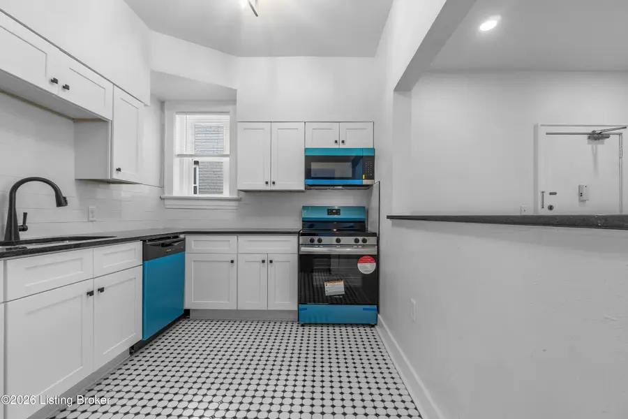 409 W Gaulbert Ave #301, Louisville, KY 40208 - #3