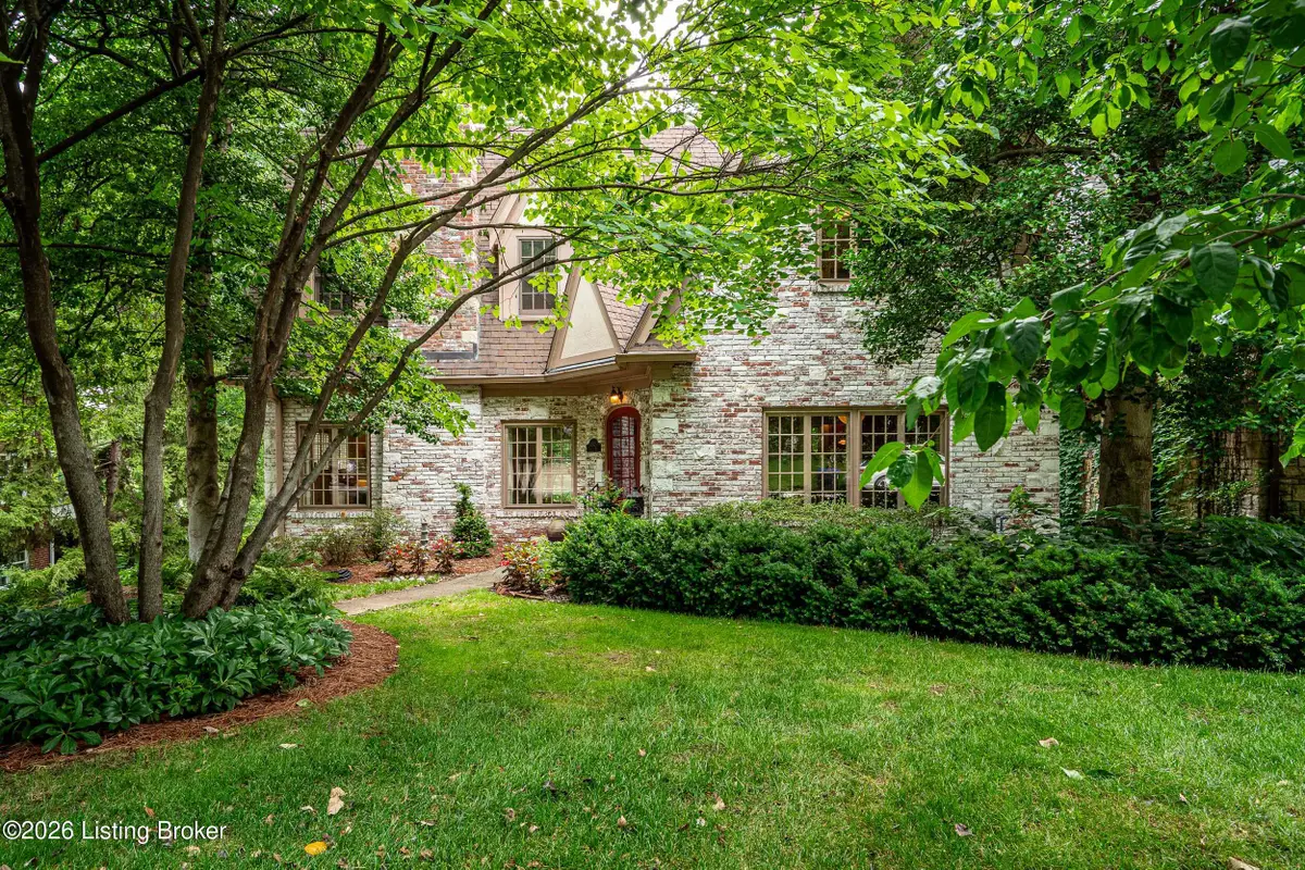 2325 Saratoga Dr, Louisville, KY 40205 - #1