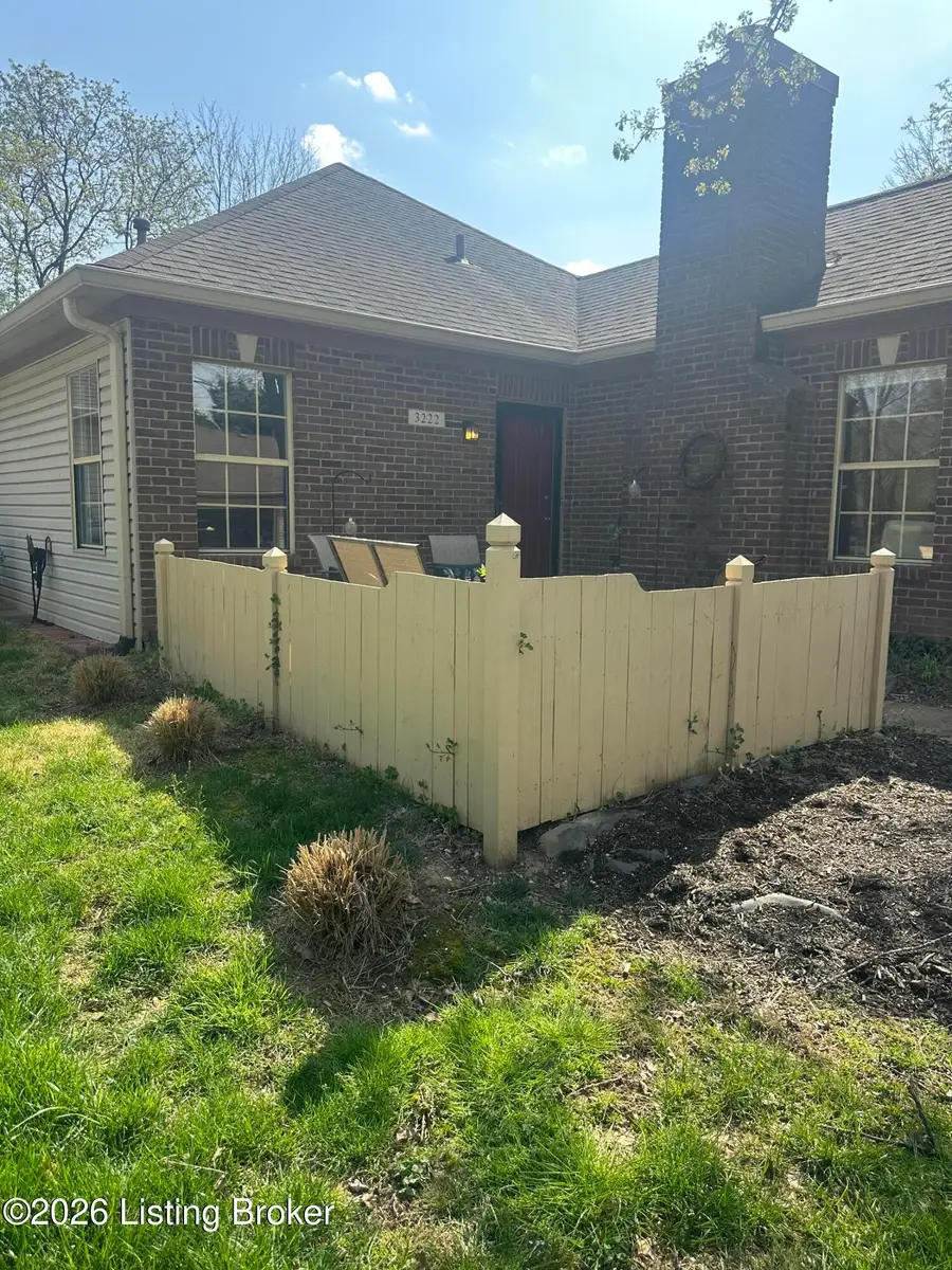 3222 Graystone Manor Pkwy, Louisville, KY 40241 - #2