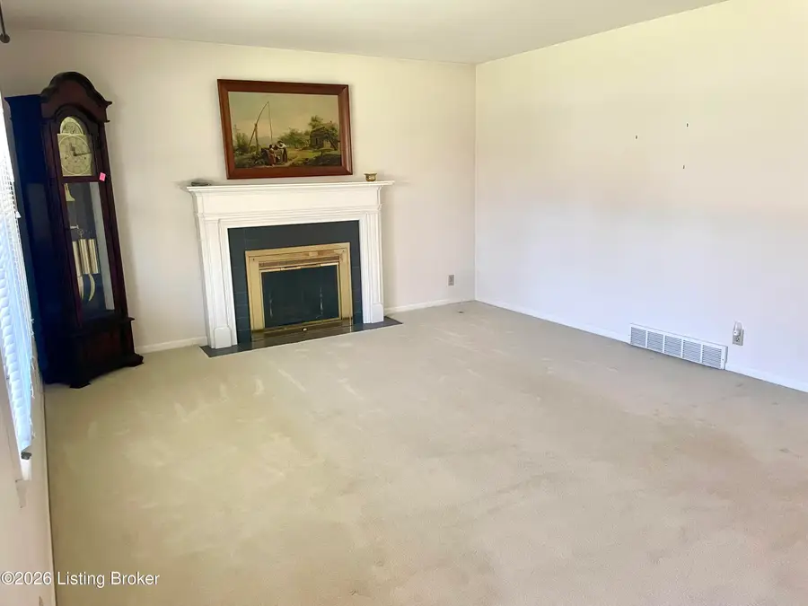 9605 Lyric Ln, Jeffersontown, KY 40299 - #3